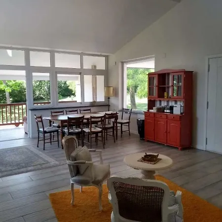 En La Colina 2 Montanealde Homestay szállás