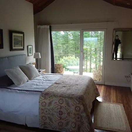 En La Colina 2 Montanealde Quarto em Acomodações Particulares